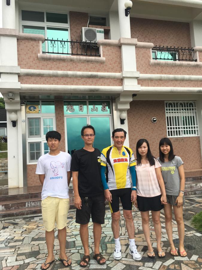 Yuli Sun Homestay Exterior photo